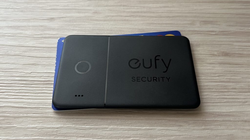 Eufy Security SmartTrack Cardとクレジットカード