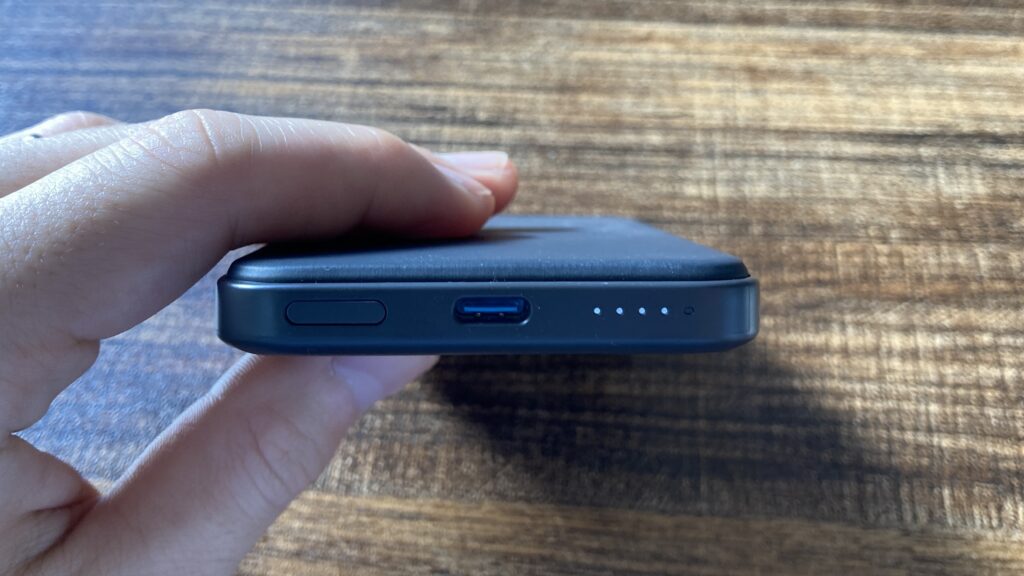 Anker 621 Magnetic Battery (MagGo)の充電残量表示