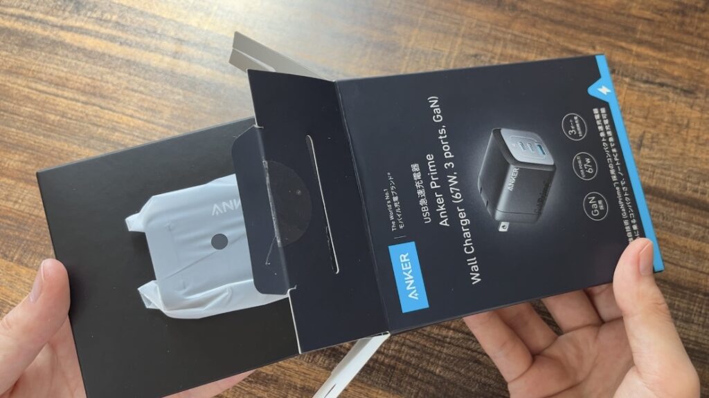 Anker Prime Wall Charger (67W, 3 ports, GaN)開封時