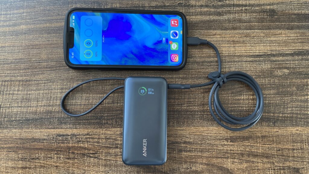Anker Nano Power Bank (30W, Built-In USB-C Cable)の給電時間表示