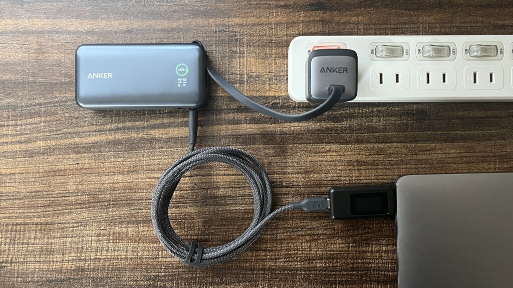 Anker Nano Power Bank (30W, Built-In USB-C Cable)はパススルー未対応